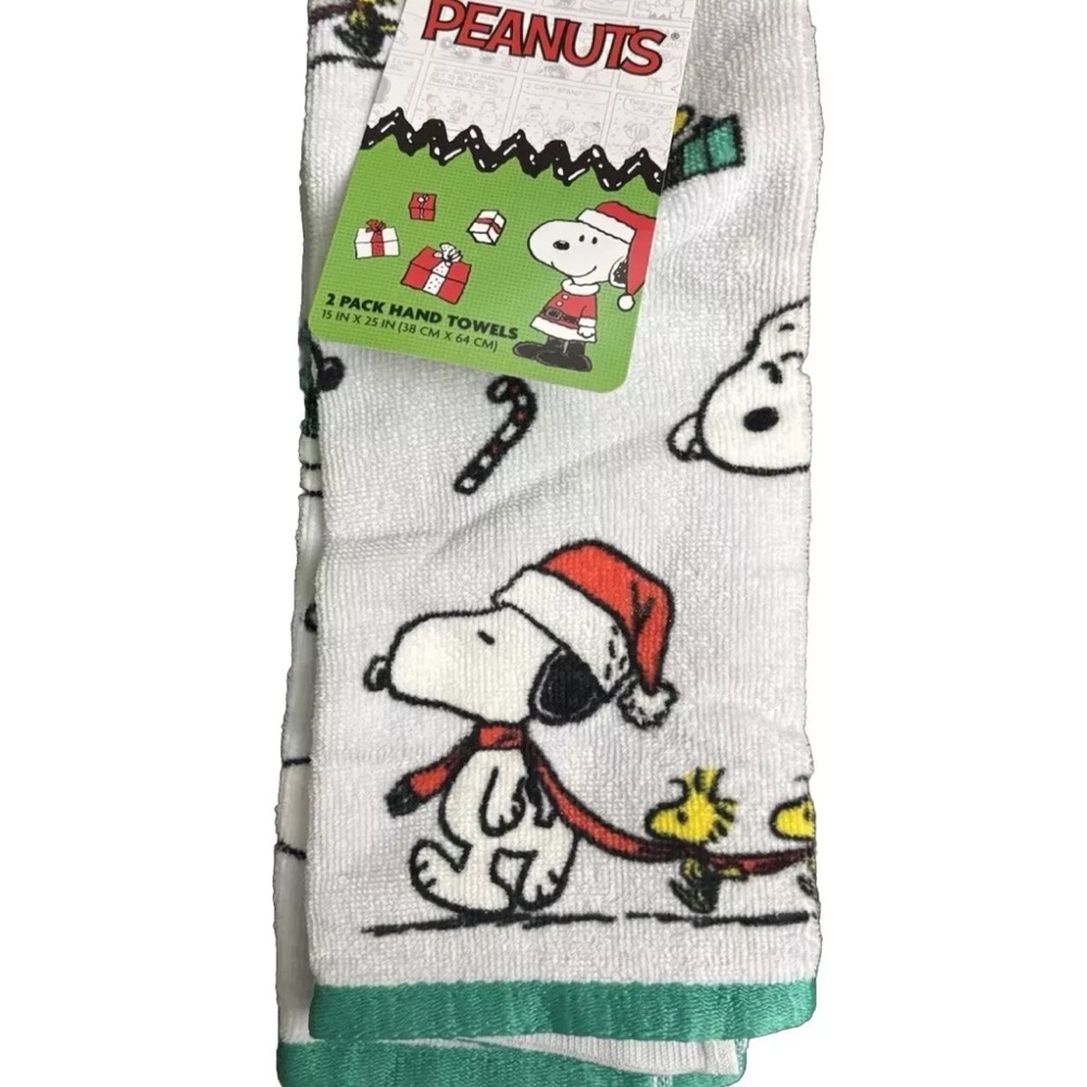 New Peanuts Christmas Snoopy 2 Pack  Dish Towels 16” X 26”